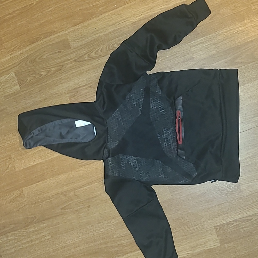 🛍 Reebok hoode